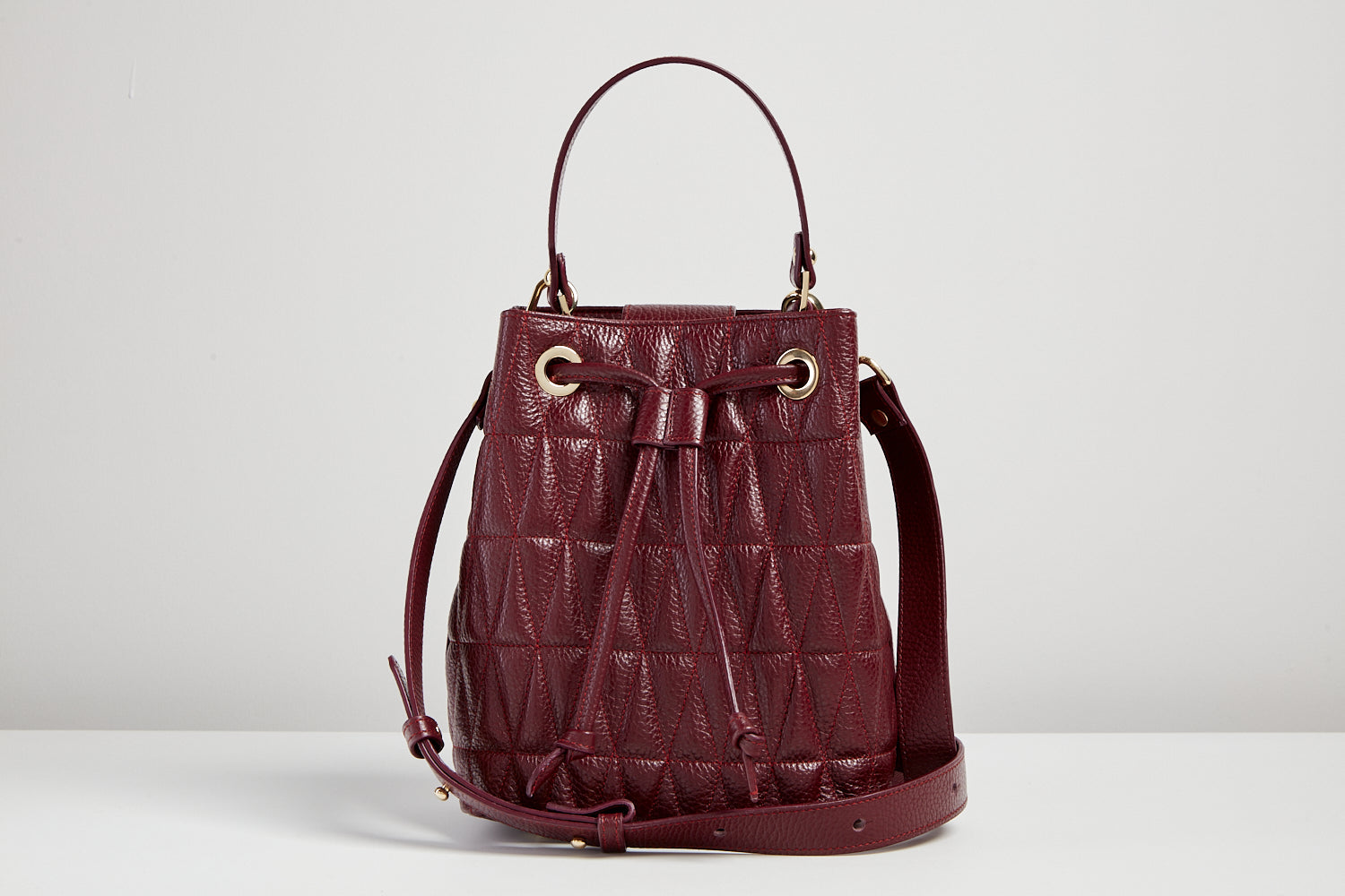 flo&sue bordeaux / burgundy leather Quilted Bucket Bag